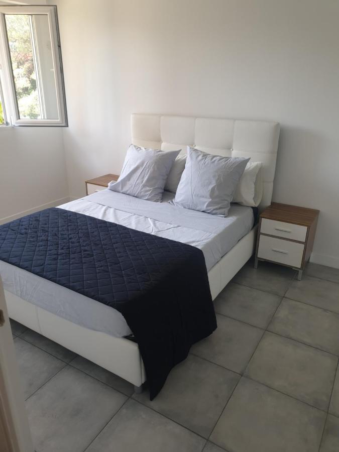Appartements Renove 2023 Proche Aeroport 5Min, Gare Sncf 2 Min, Tramway Au Pied De L'Immeuble , Parking Possible, Renovated Apartments 2023 Near The Airport 5 Min, Train Station 2 Min, Tram Next To The Building 1 Min, Parking Possible Ніцца Екстер'єр фото