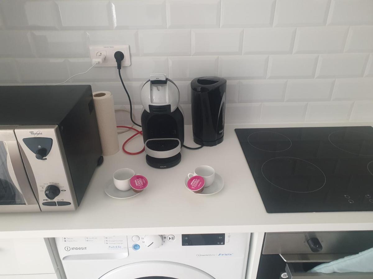 Appartements Renove 2023 Proche Aeroport 5Min, Gare Sncf 2 Min, Tramway Au Pied De L'Immeuble , Parking Possible, Renovated Apartments 2023 Near The Airport 5 Min, Train Station 2 Min, Tram Next To The Building 1 Min, Parking Possible Ніцца Екстер'єр фото
