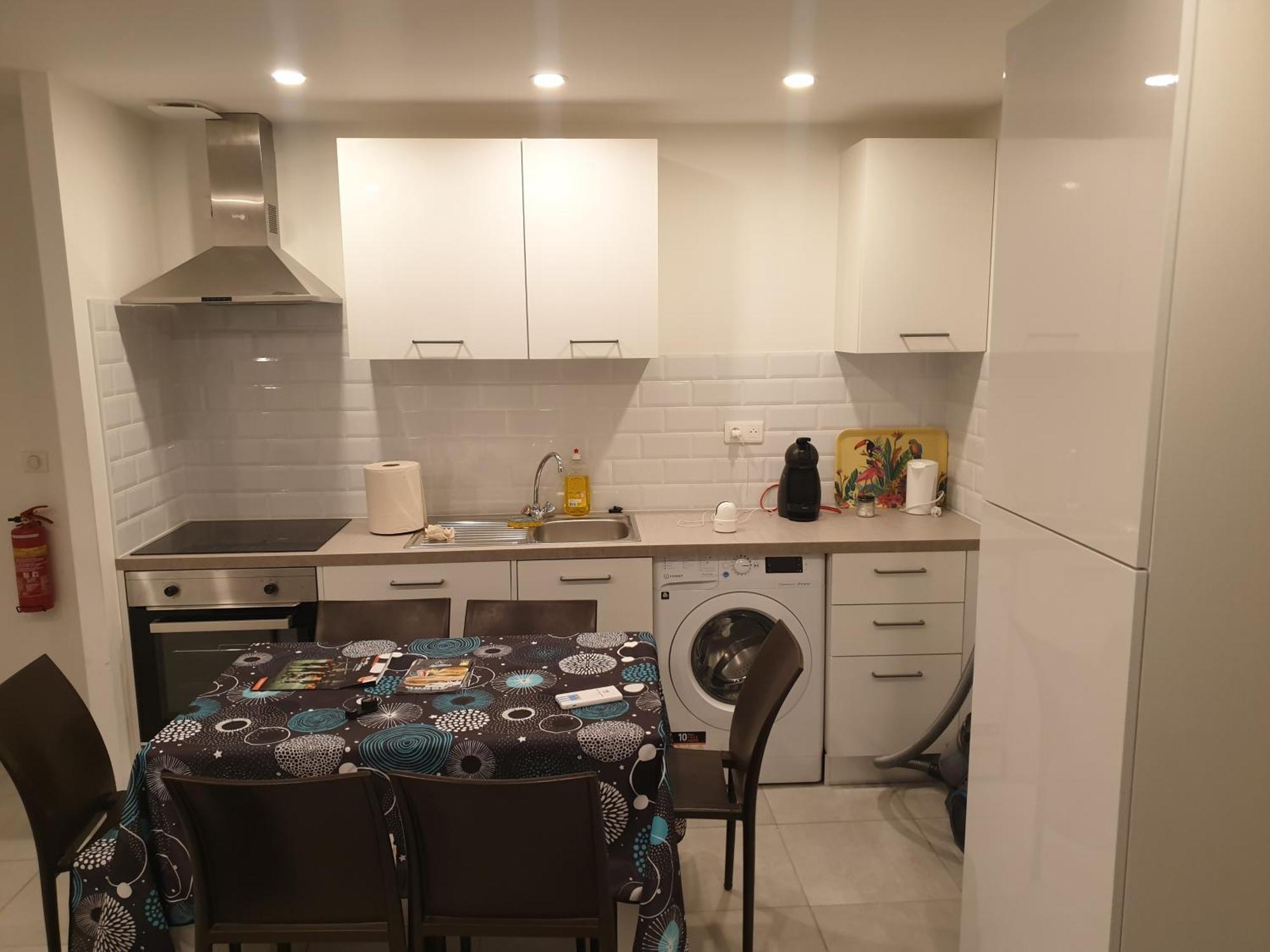 Appartements Renove 2023 Proche Aeroport 5Min, Gare Sncf 2 Min, Tramway Au Pied De L'Immeuble , Parking Possible, Renovated Apartments 2023 Near The Airport 5 Min, Train Station 2 Min, Tram Next To The Building 1 Min, Parking Possible Ніцца Екстер'єр фото