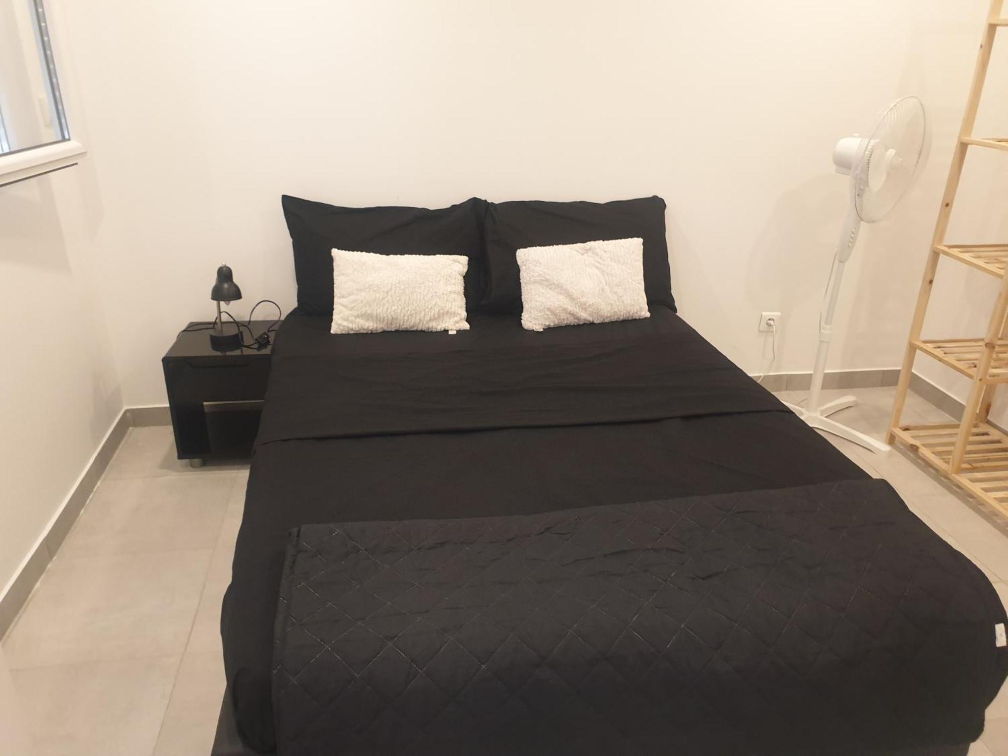 Appartements Renove 2023 Proche Aeroport 5Min, Gare Sncf 2 Min, Tramway Au Pied De L'Immeuble , Parking Possible, Renovated Apartments 2023 Near The Airport 5 Min, Train Station 2 Min, Tram Next To The Building 1 Min, Parking Possible Ніцца Номер фото