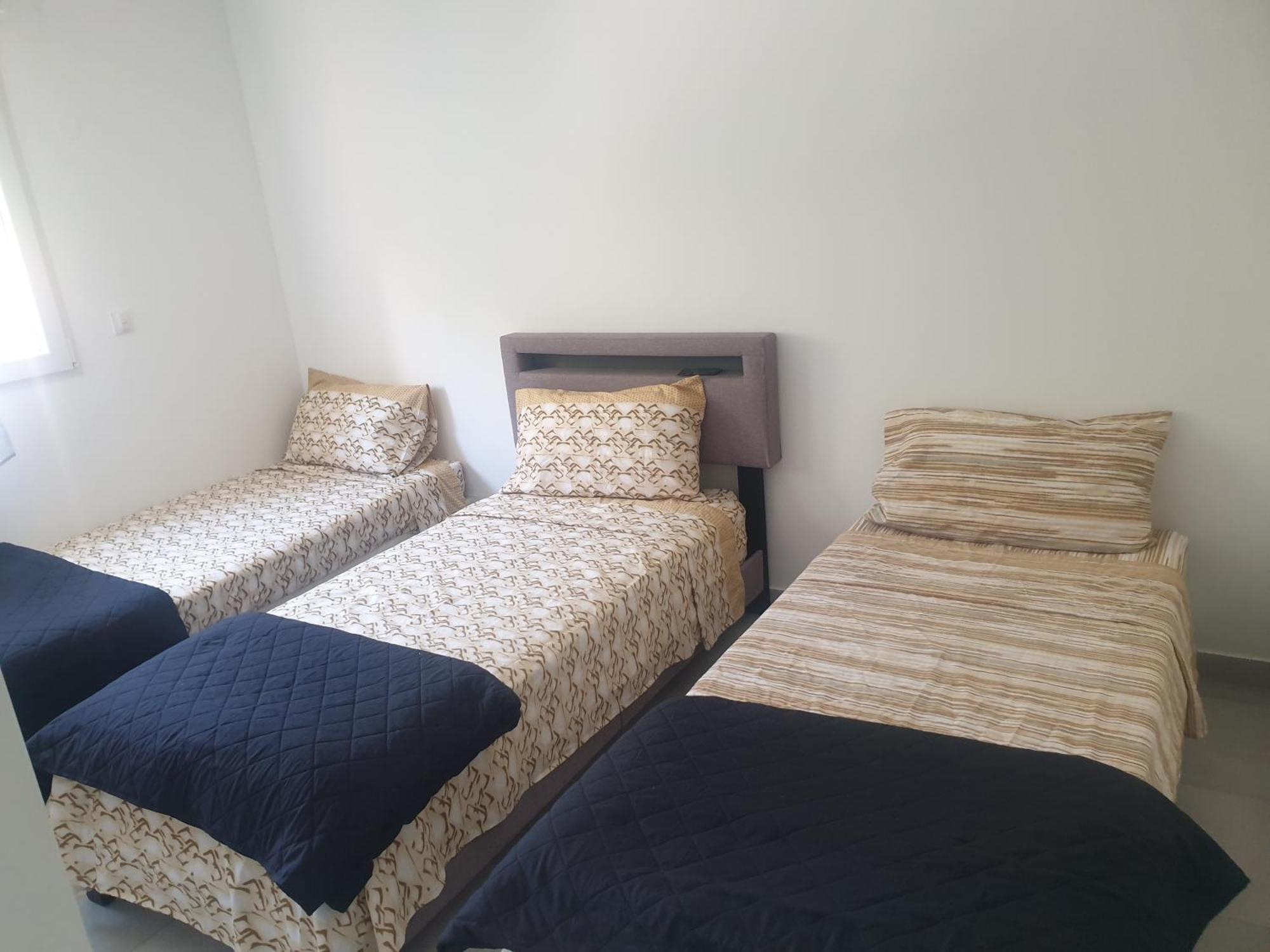 Appartements Renove 2023 Proche Aeroport 5Min, Gare Sncf 2 Min, Tramway Au Pied De L'Immeuble , Parking Possible, Renovated Apartments 2023 Near The Airport 5 Min, Train Station 2 Min, Tram Next To The Building 1 Min, Parking Possible Ніцца Номер фото