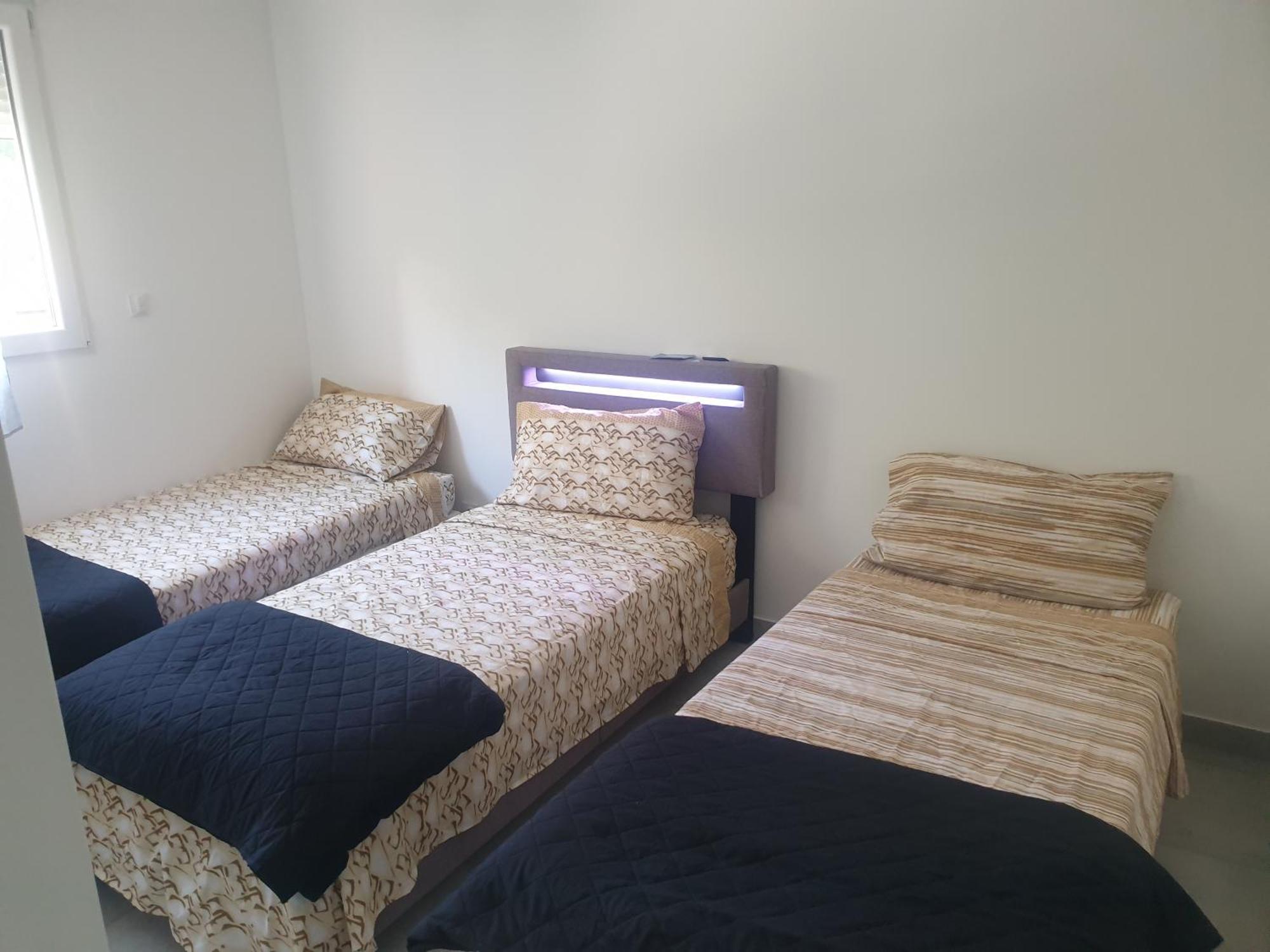 Appartements Renove 2023 Proche Aeroport 5Min, Gare Sncf 2 Min, Tramway Au Pied De L'Immeuble , Parking Possible, Renovated Apartments 2023 Near The Airport 5 Min, Train Station 2 Min, Tram Next To The Building 1 Min, Parking Possible Ніцца Номер фото