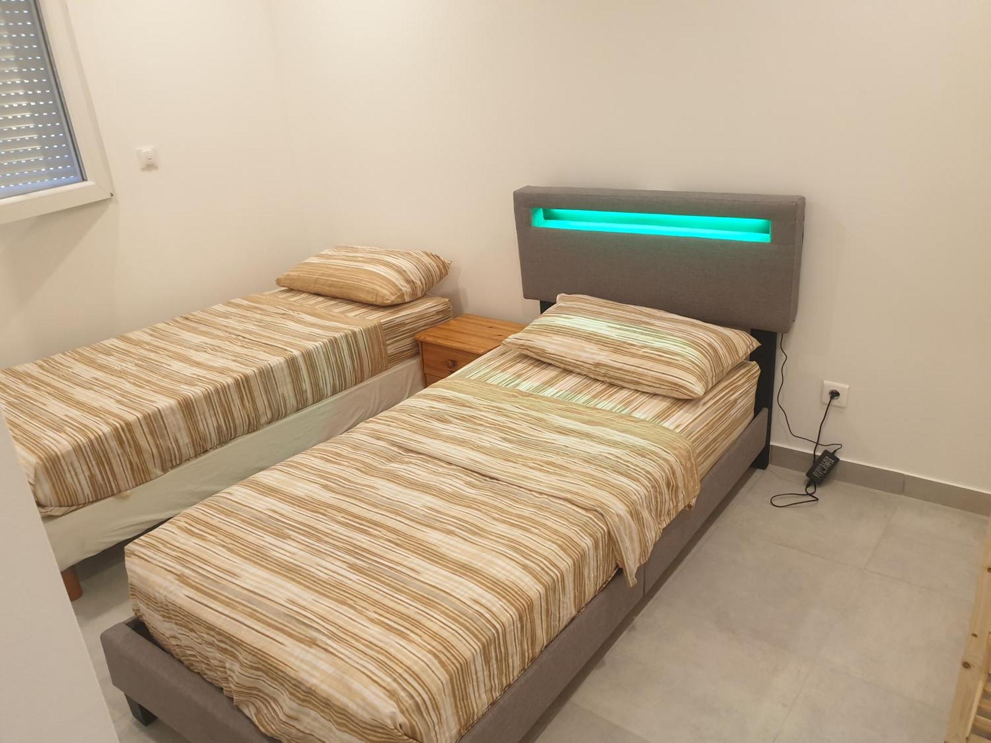 Appartements Renove 2023 Proche Aeroport 5Min, Gare Sncf 2 Min, Tramway Au Pied De L'Immeuble , Parking Possible, Renovated Apartments 2023 Near The Airport 5 Min, Train Station 2 Min, Tram Next To The Building 1 Min, Parking Possible Ніцца Номер фото